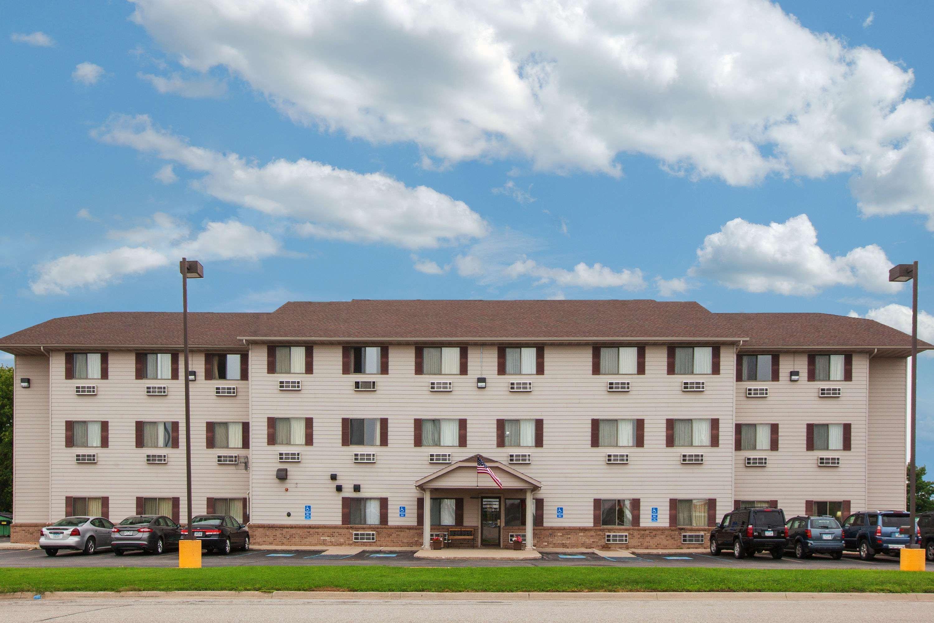 Super 8 By Wyndham Mason City Exterior photo